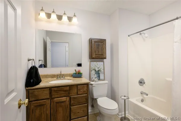 $280,000 | 575 O Bannon Avenue, Corydon, IN 47112