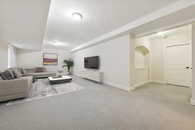 $779,000 | 355 West 1st Street, Elmhurst, IL 60126