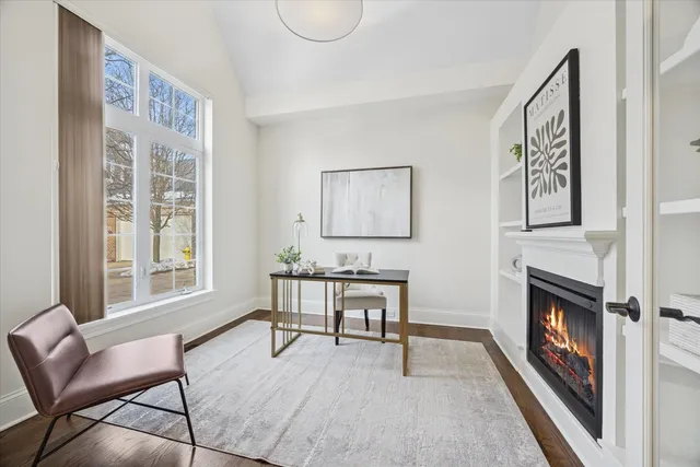 $779,000 | 355 West 1st Street, Elmhurst, IL 60126