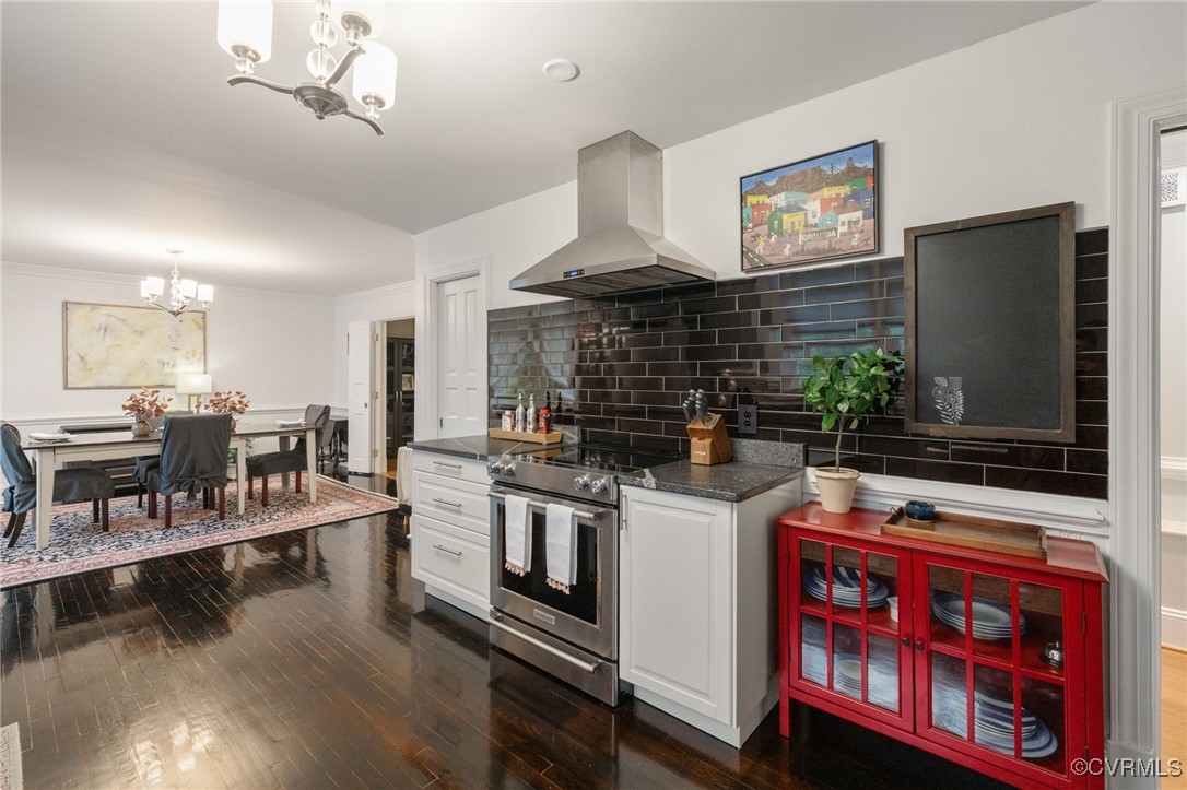 4 Westwick Road Henrico, VA 23238 - Photo 15 of 45 Kitchen and dining area with hardwood, tile backsp