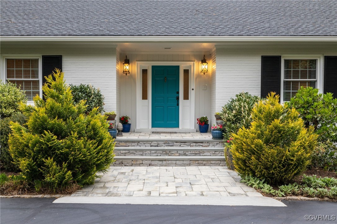 4 Westwick Road Henrico, VA 23238 - Photo 3 of 45 Beautiful entry way