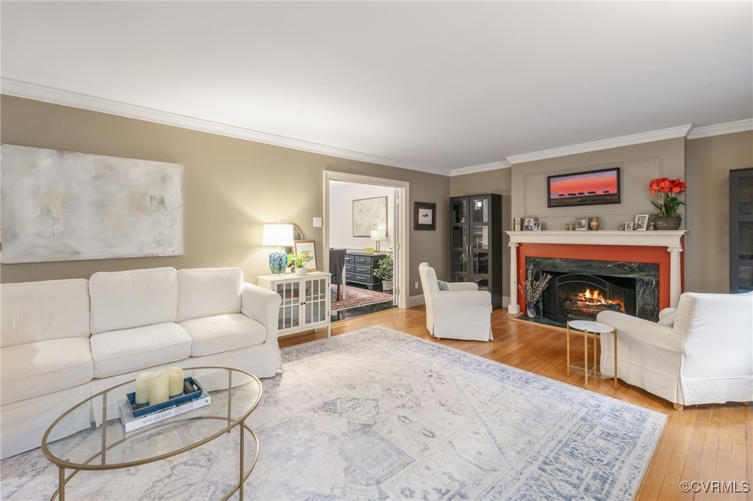 4 Westwick Road Henrico, VA 23238 - Photo 7 of 45 Hardwood, crown, fireplace