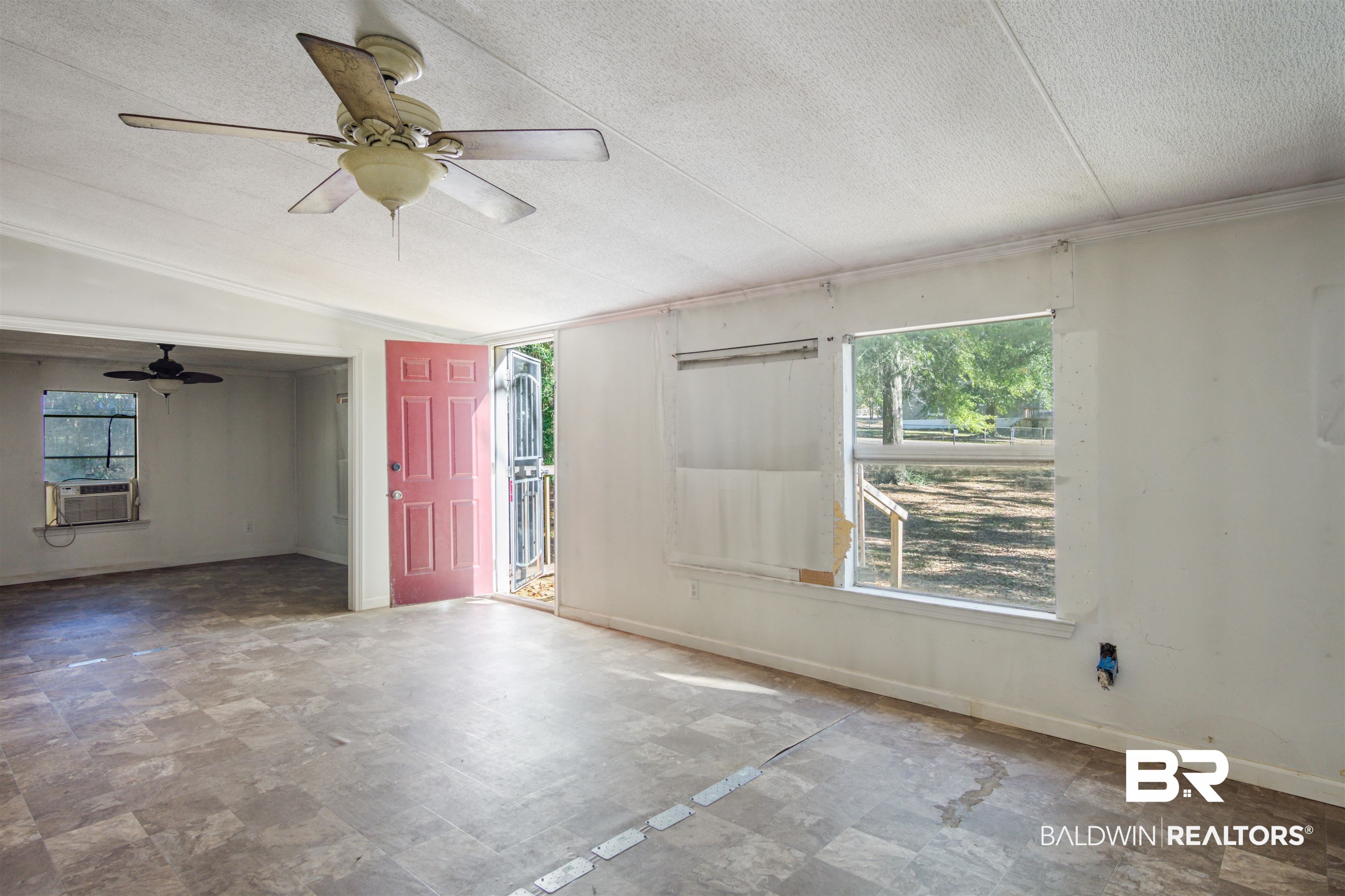 5735 Boxwood Drive Semmes, AL 36575 - Photo 6 of 23