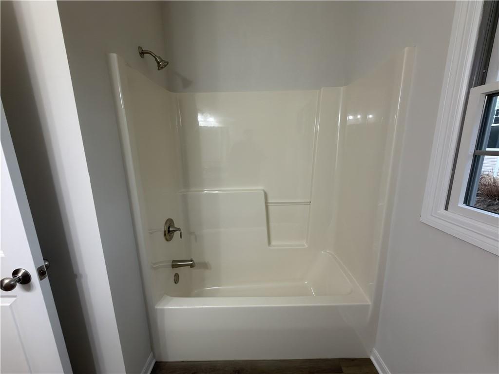 116 Brush Run Road Greensburg, PA 15601 - Photo 19 of 29 a bathroom with a bathtub