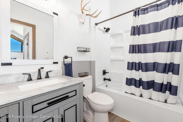 $850,000 | 3025 Doe Run Drive, Craig, CO 81625