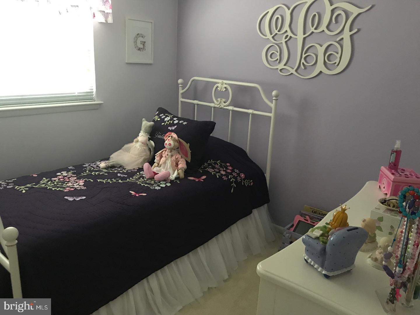 15064 Carter Road Philadelphia, PA 19116 - Photo 11 of 15 Gallery Image 11