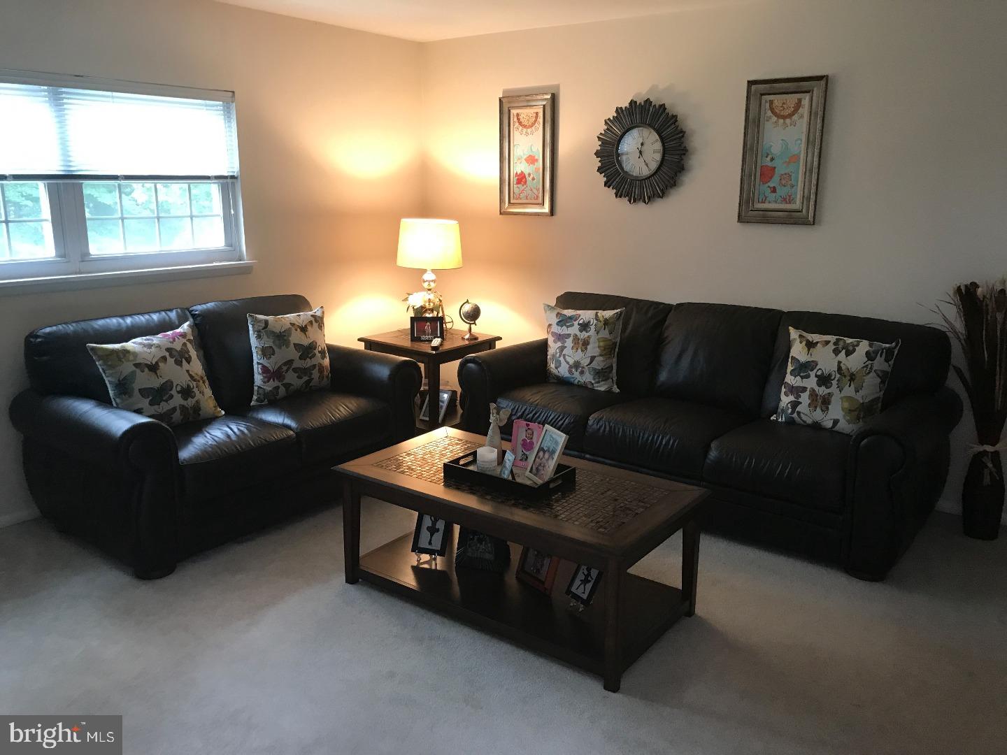 15064 Carter Road Philadelphia, PA 19116 - Photo 3 of 15 Gallery Image 3