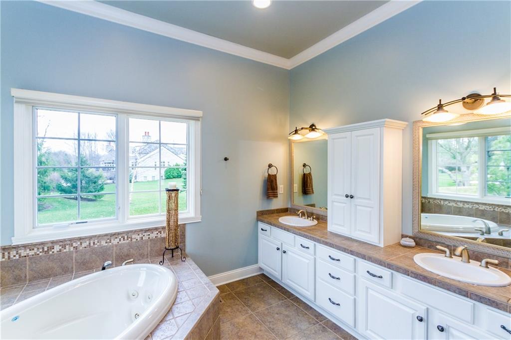 10815 Towne Road Carmel, IN 46032 - Photo 15 of 24 Gallery Image 15