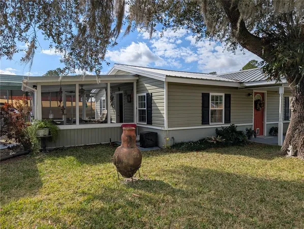 a view of a bench in a backyard
