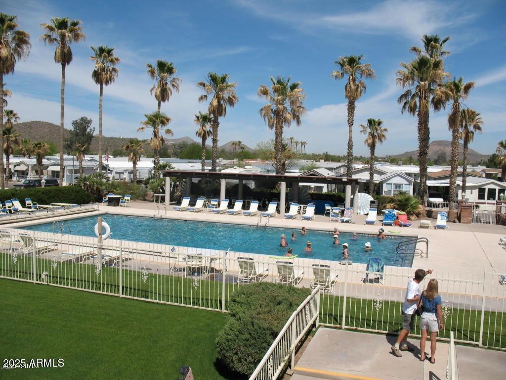 17200 West Bell Road, Unit 614 Surprise, AZ 85374 - Photo 18 of 26 Pool