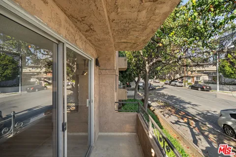 $2,295 | 1457 Butler Avenue, Unit 2, Los Angeles, CA 90025