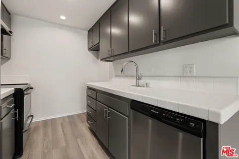 $2,295 | 1457 Butler Avenue, Unit 2, Los Angeles, CA 90025