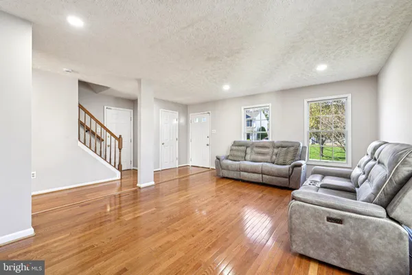 $530,000 | 9608 Norfolk Avenue, Laurel, MD 20723