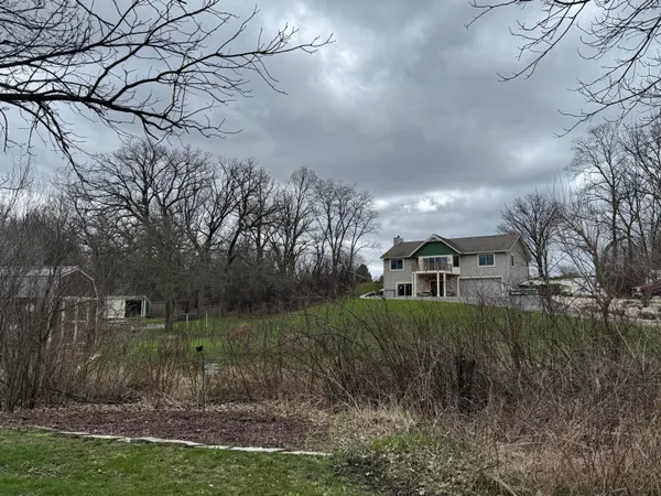 $779,900 | W360S10139 Markham Road, Eagle, WI 53119