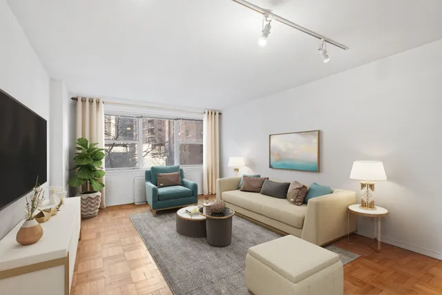 $648,000 | 155 East 34th Street, Unit 6A | Murray Hill
