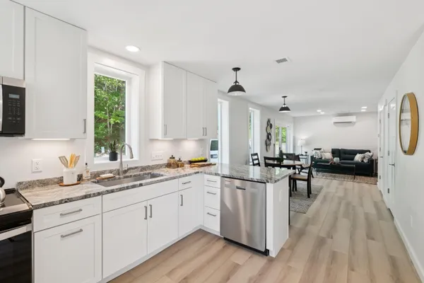 $375,000 | 3 Cedar Bend, Unit 3, Boothbay, ME 04537