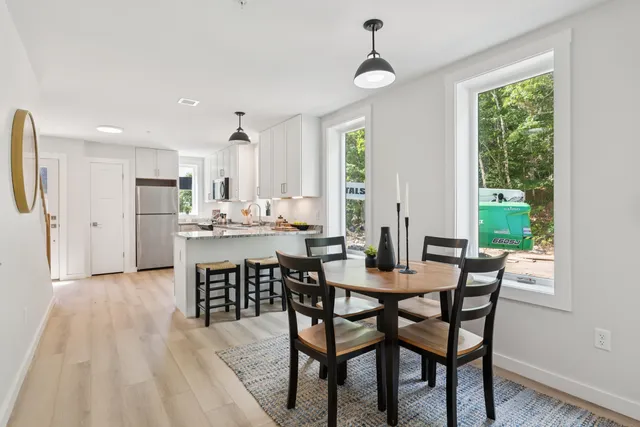 $495,000 | 3 Cedar Bend, Unit 3, Boothbay, ME 04537