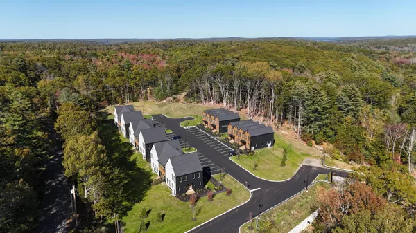 $375,000 | 3 Cedar Bend, Unit 3, Boothbay, ME 04537