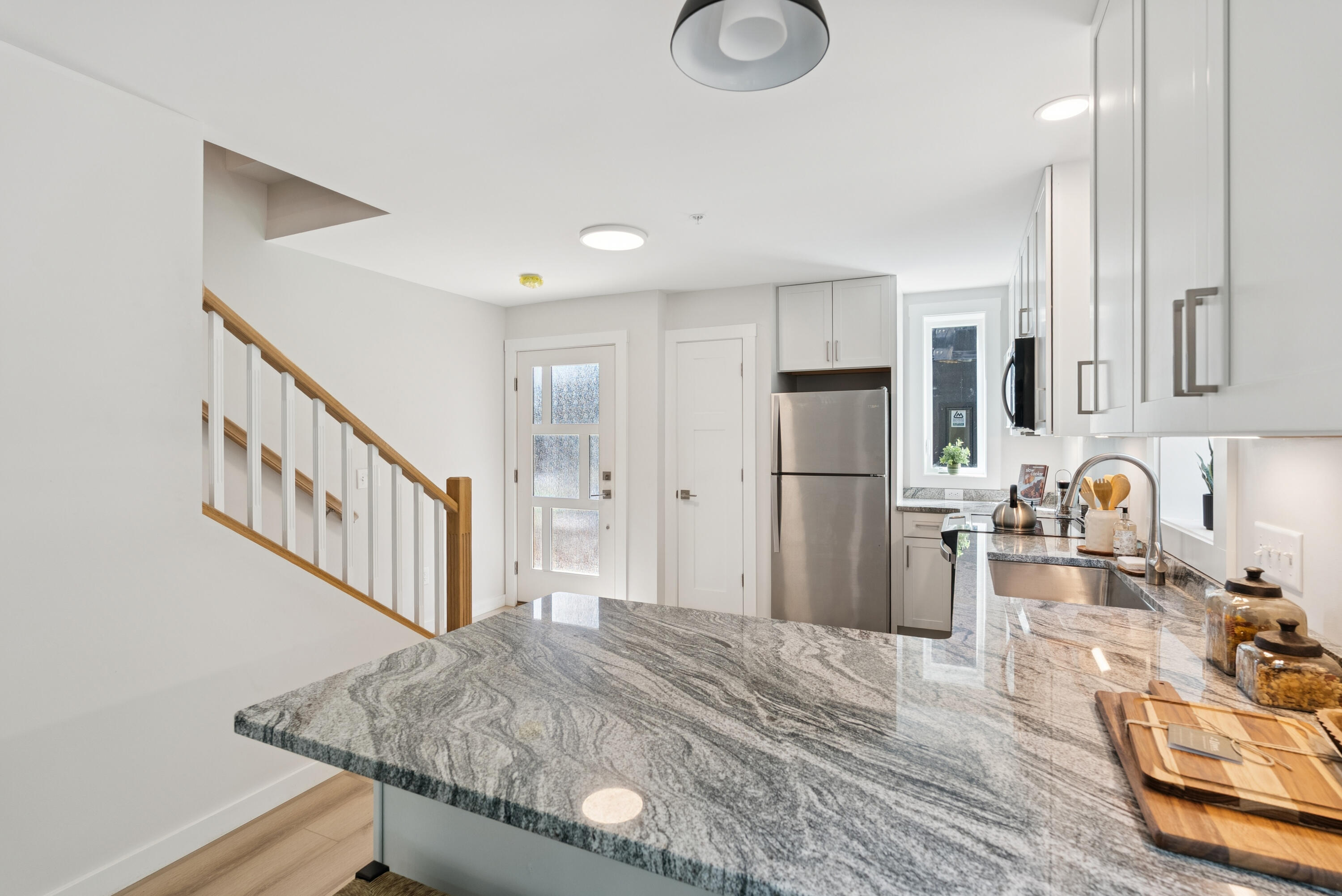 3 Cedar Bend, Unit 3 Boothbay, ME 04537 - Photo 4 of 36 Kitchen 4