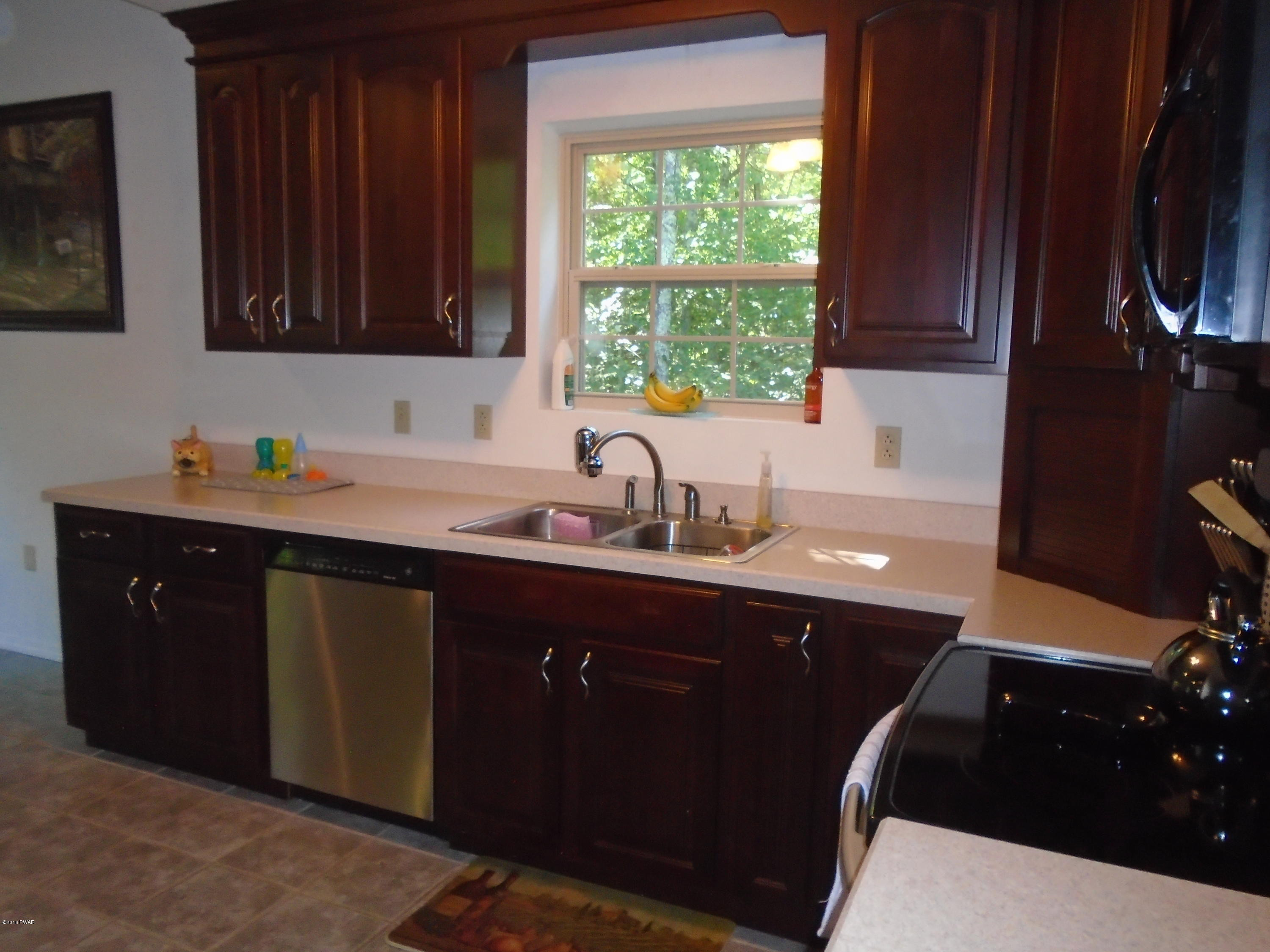 189 Pedersen Ridge Road Milford, PA 18337 - Photo 11 of 58