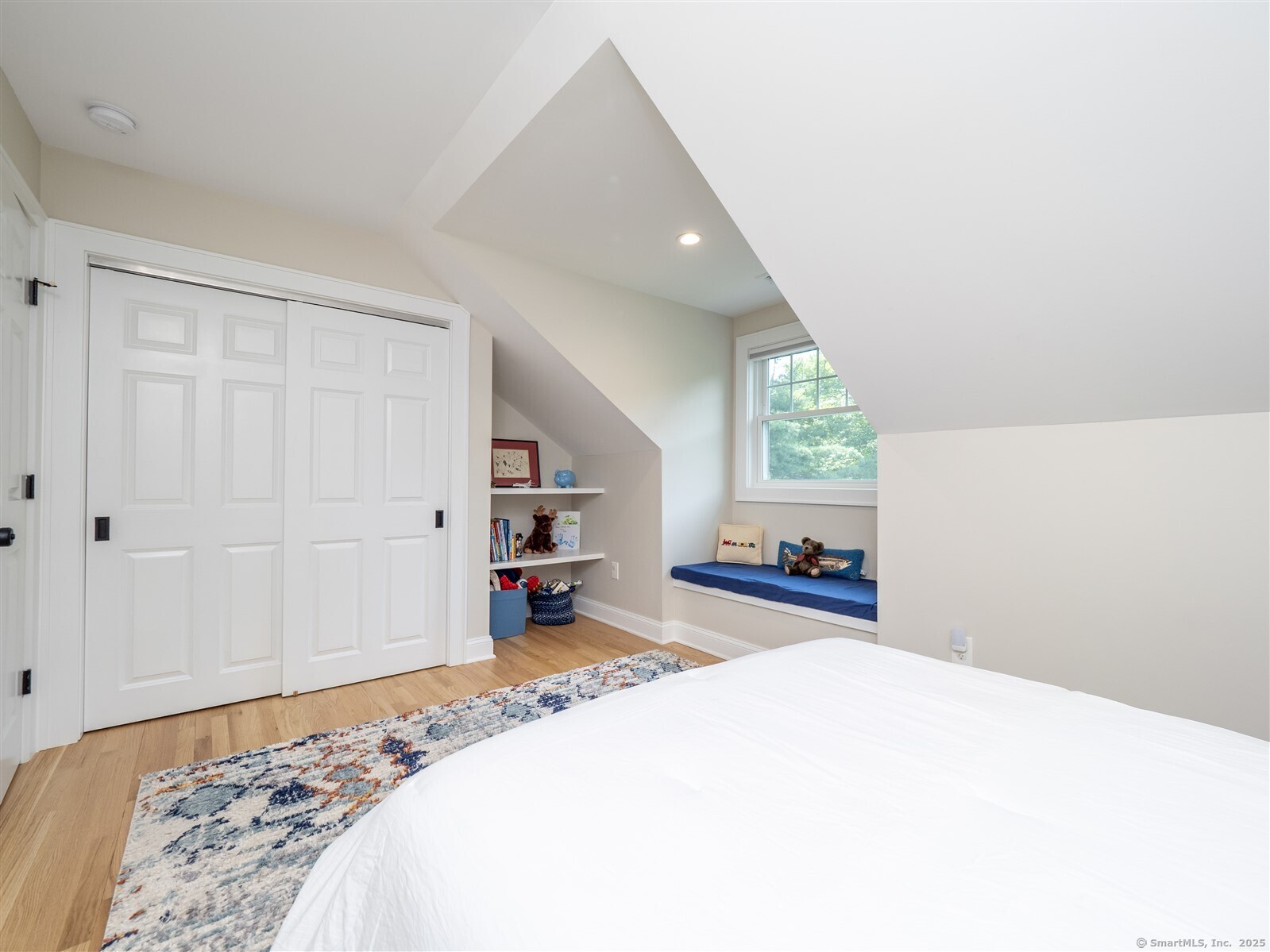 283 Redding Road Redding, CT 06896 - Photo 16 of 35