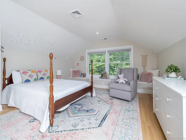 $949,000 | 283 Redding Road, Redding, CT 06896