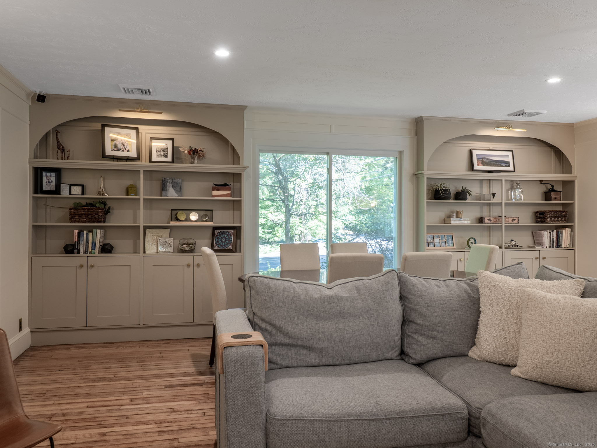 283 Redding Road Redding, CT 06896 - Photo 6 of 35