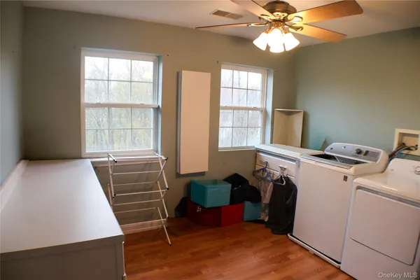 $697,000 | 5 Juniper Way, Wappingers Falls, NY 12590