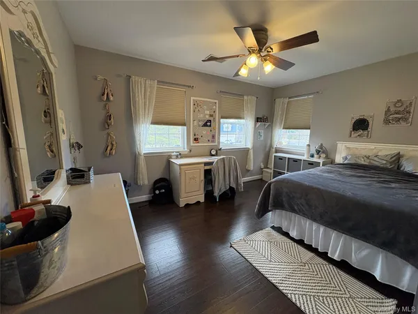 $697,000 | 5 Juniper Way, Wappingers Falls, NY 12590