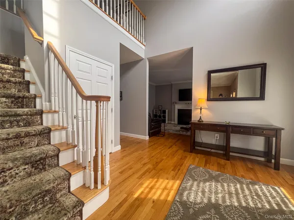 $697,000 | 5 Juniper Way, Wappingers Falls, NY 12590