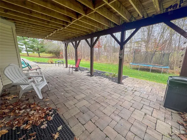 $697,000 | 5 Juniper Way, Wappingers Falls, NY 12590