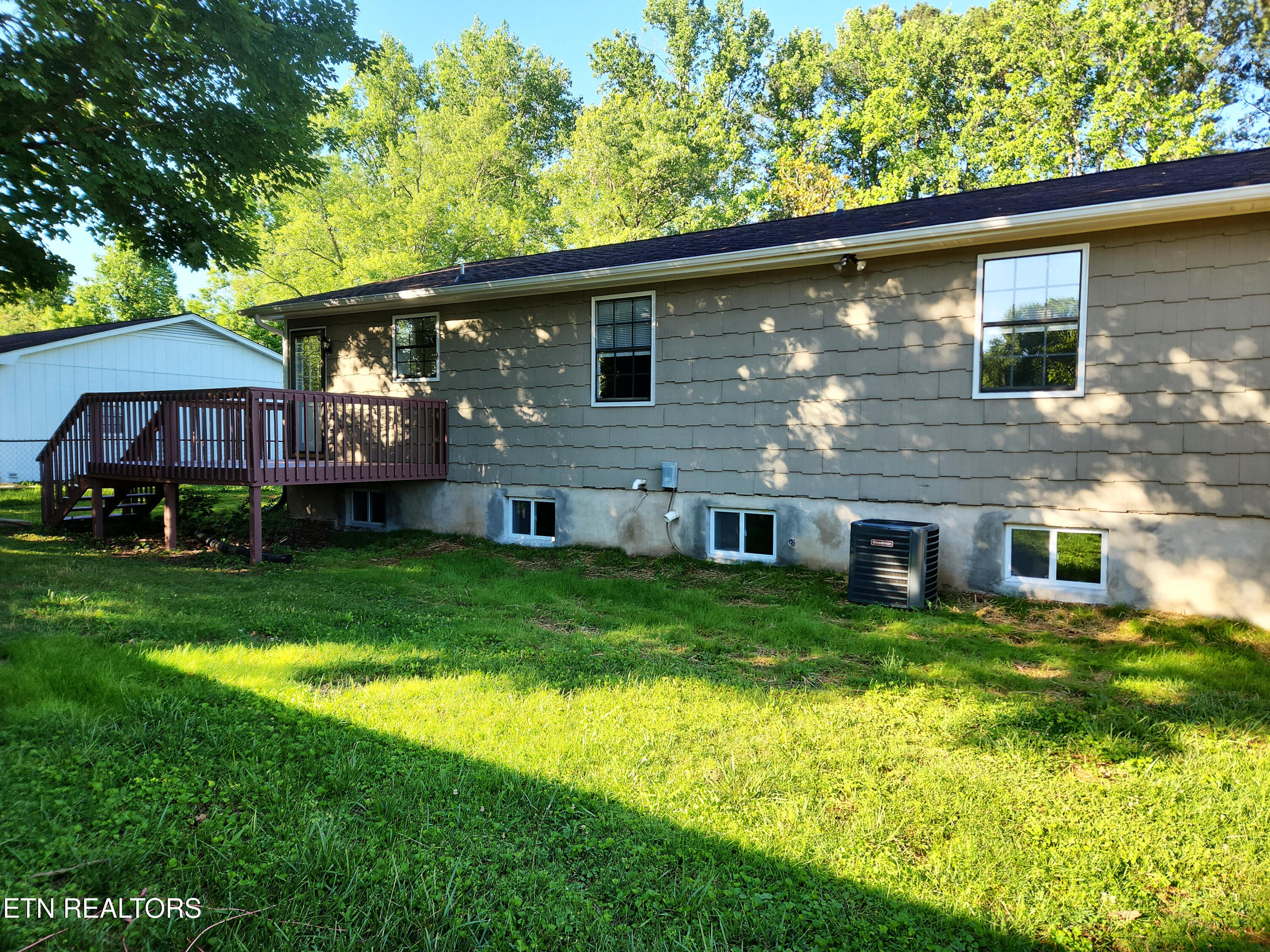5908 Moore Road Knoxville, TN 37920 - Photo 3 of 23 03_beyc6a32d4dbb3b80