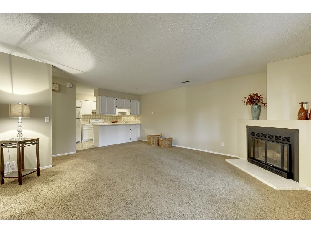 9461 Ranchview Lane North Maple Grove, MN 55369 - Photo 5 of 20 Gallery Image 5