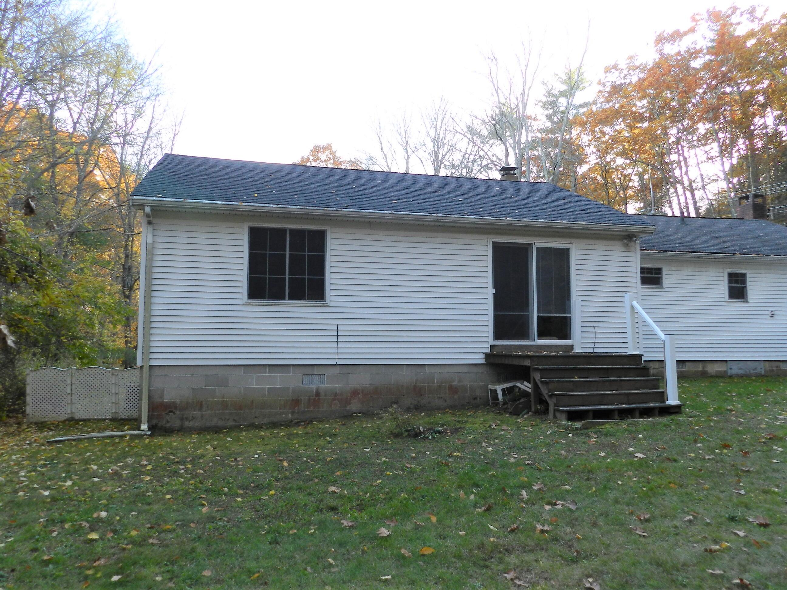 25 Mountain Road York, ME 03902 - Photo 7 of 21 010