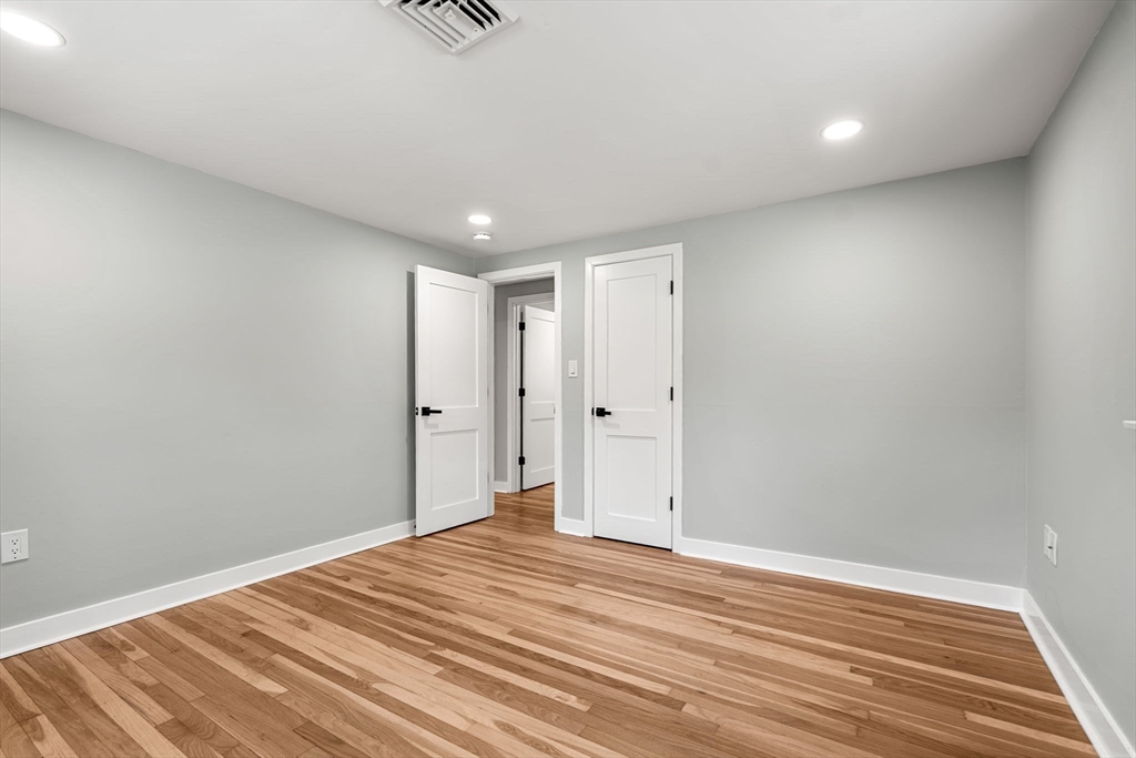 83 Thurlow Street Georgetown, MA 01833 - Photo 16 of 26