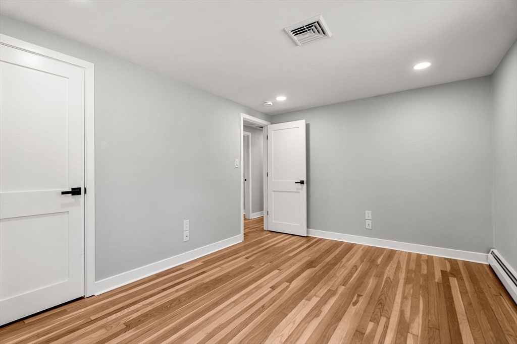83 Thurlow Street Georgetown, MA 01833 - Photo 17 of 26