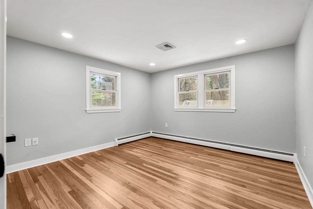 83 Thurlow Street Georgetown, MA 01833 - Photo 18 of 26