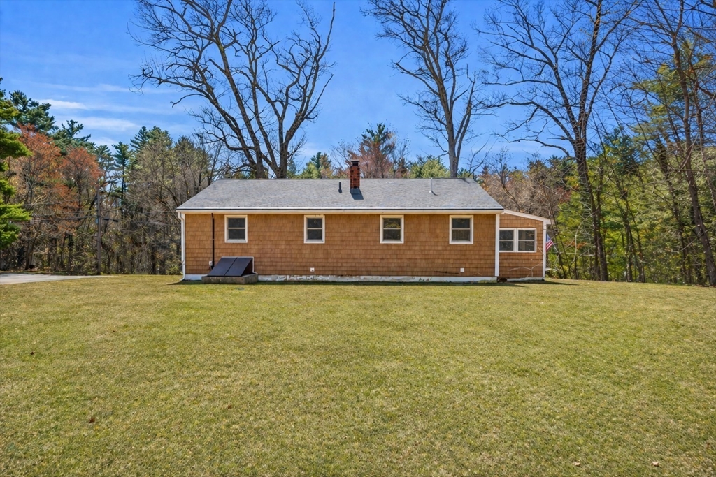 83 Thurlow Street Georgetown, MA 01833 - Photo 20 of 26