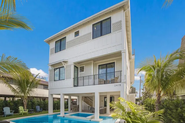 $4,500,000 | 2415 Avenue B, Bradenton Beach, FL 34217