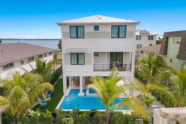 $4,500,000 | 2415 Avenue B, Bradenton Beach, FL 34217