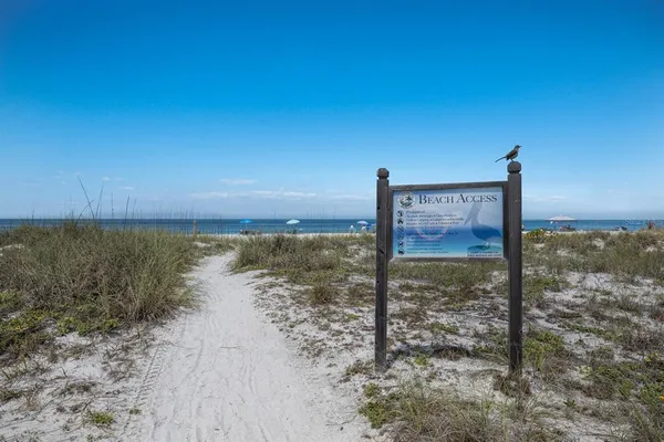 $4,500,000 | 2415 Avenue B, Bradenton Beach, FL 34217