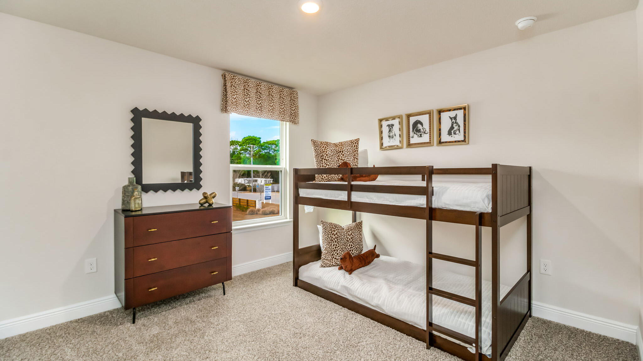 32 Country Side Way Freeport, FL 32439 - Photo 28 of 29 Belfort_25_Guest Bed3