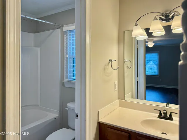 $1,995 | 103 Amber Lane, Greenville, NC 27834