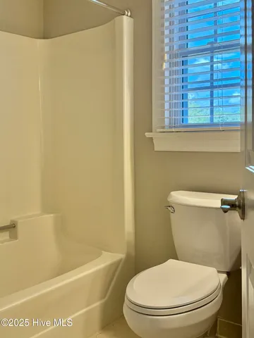 $1,995 | 103 Amber Lane, Greenville, NC 27834