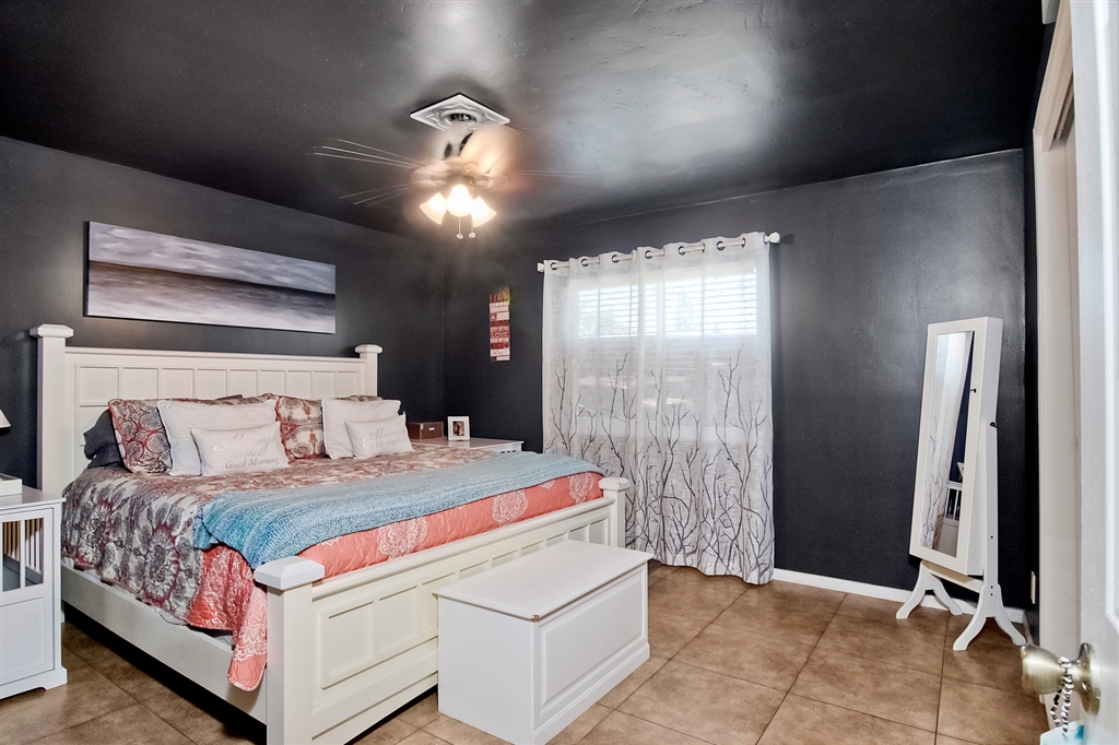 1085-1087 Regal Road Encinitas, CA 92024 - Photo 11 of 25