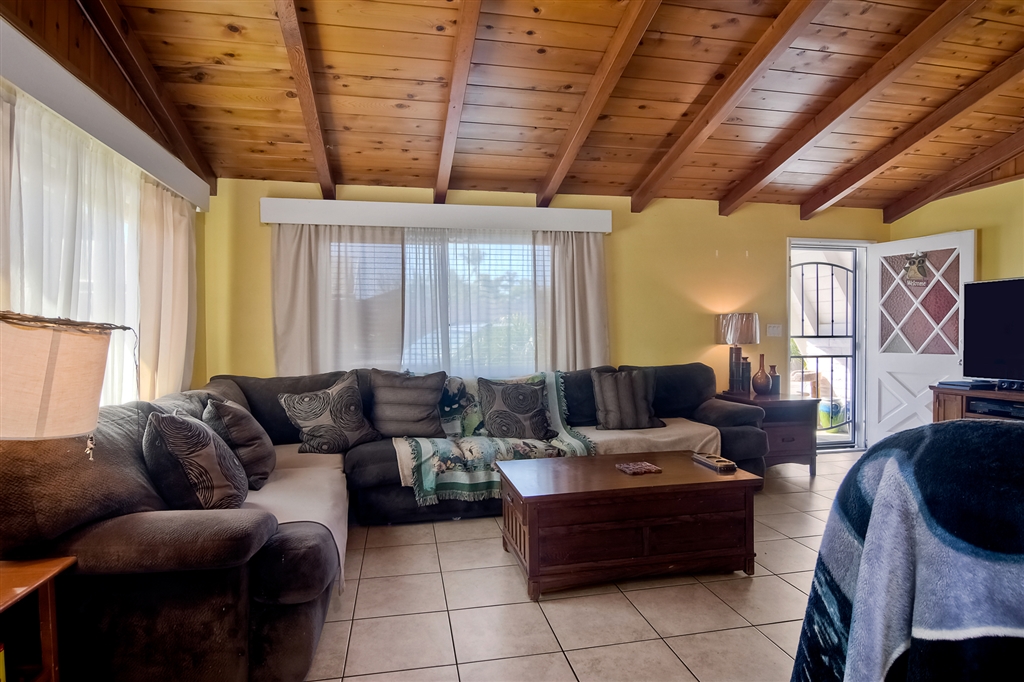 1085-1087 Regal Road Encinitas, CA 92024 - Photo 16 of 25