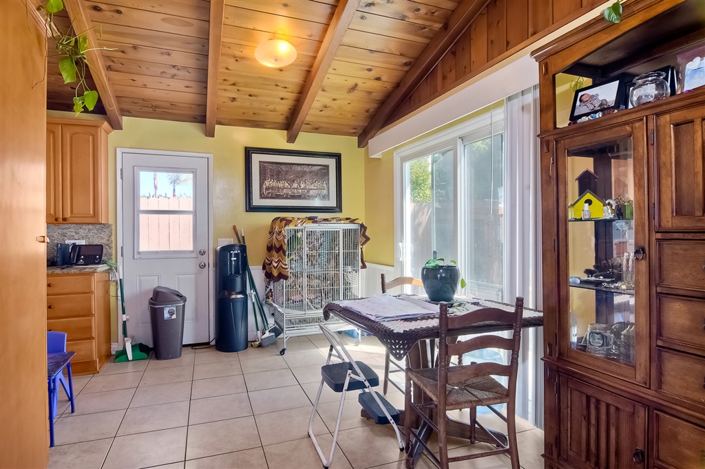 1085-1087 Regal Road Encinitas, CA 92024 - Photo 17 of 25