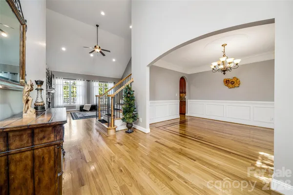 $850,000 | 5873 Bakers Point, Hickory, NC 28602