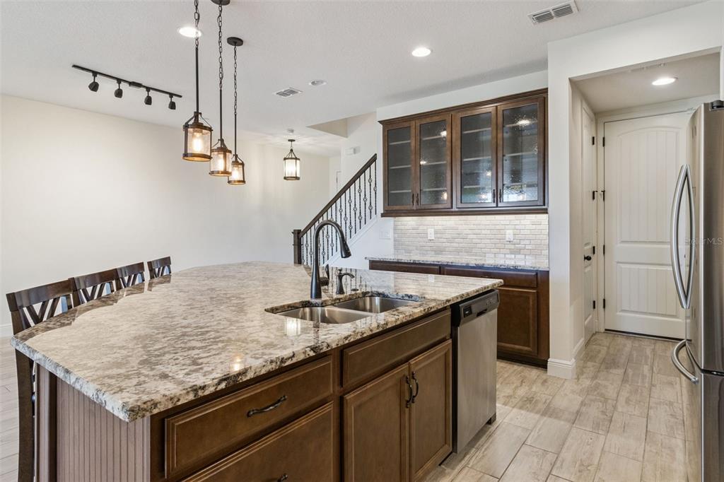 9009 Palm Key Avenue Oldsmar, FL 34677 - Photo 11 of 43