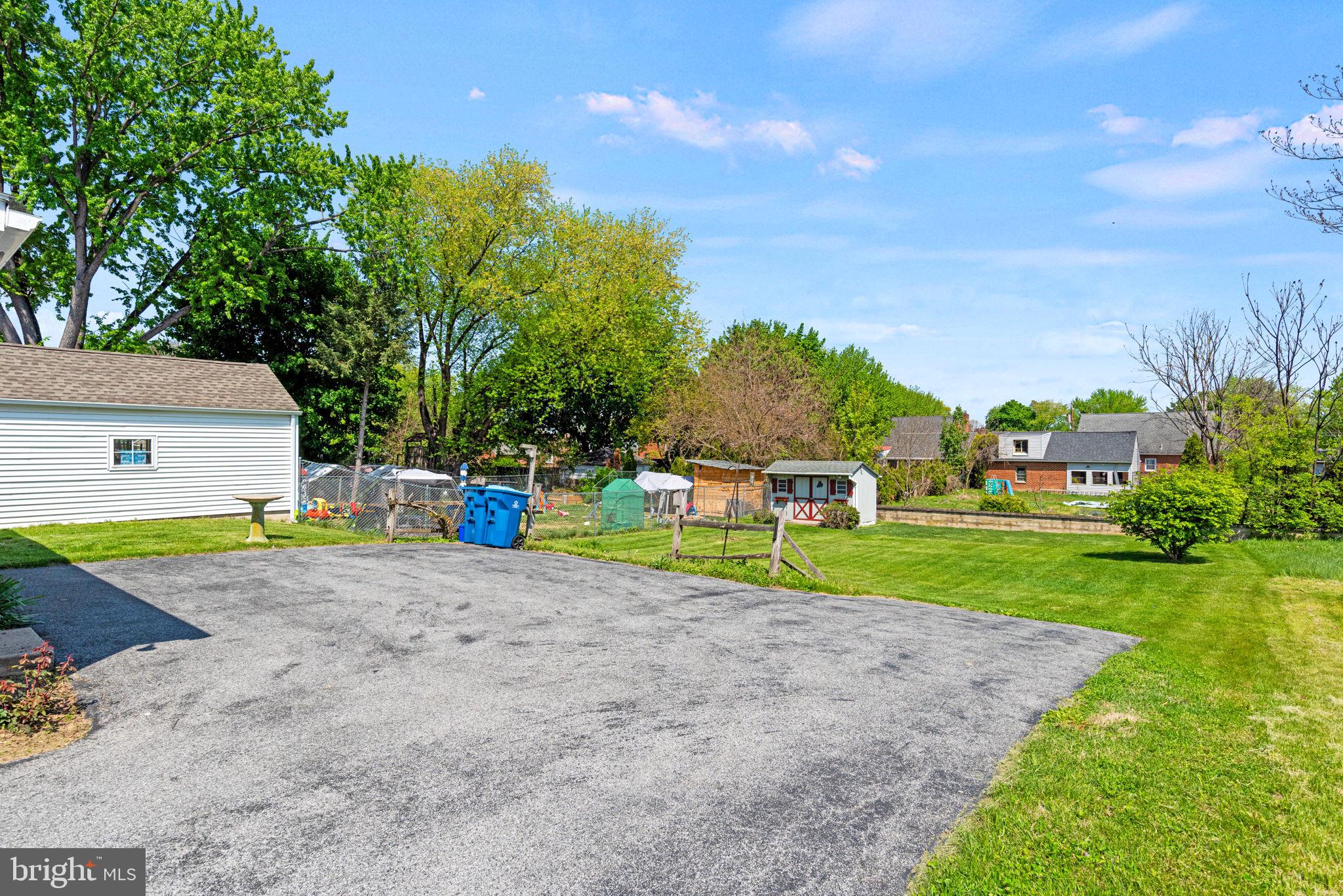 1833 Spring Road Carlisle, PA 17013 - Photo 28 of 30 Gallery Image 28